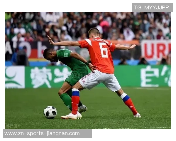 阿什拉夫满怀喜悦为球队贡献双球表现出色满意度高 阿什拉夫满怀喜悦为球队贡献双球表现出色满意度高