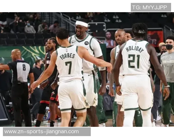 哈迪赞阿门潜力无限单独对抗他让任何防守者倍感压力 哈迪赞阿门潜力无限单独对抗他让任何防守者倍感压力