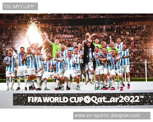 阿迪达斯发布世界杯用球历届冠军球星齐聚助阵